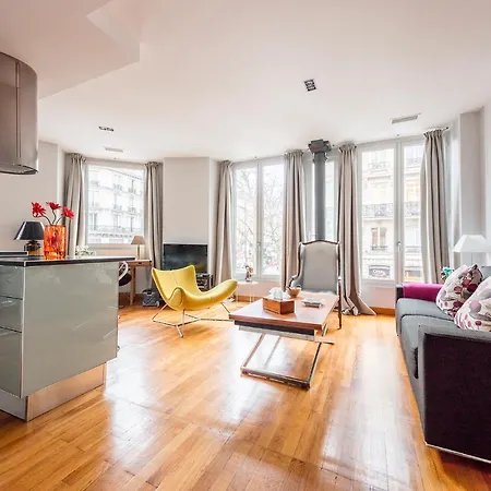 Διαμέρισμα Typical Parisian 70 Sqm Παρίσι