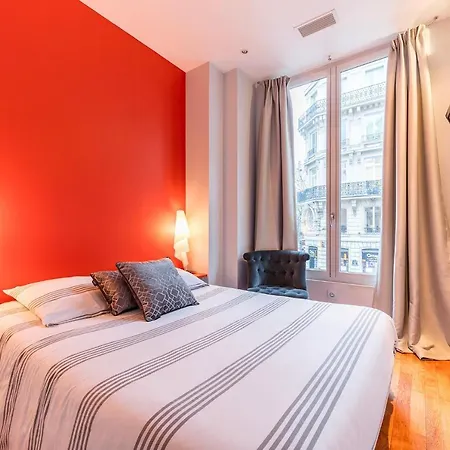 Typical Parisian 70 Sqm Διαμέρισμα